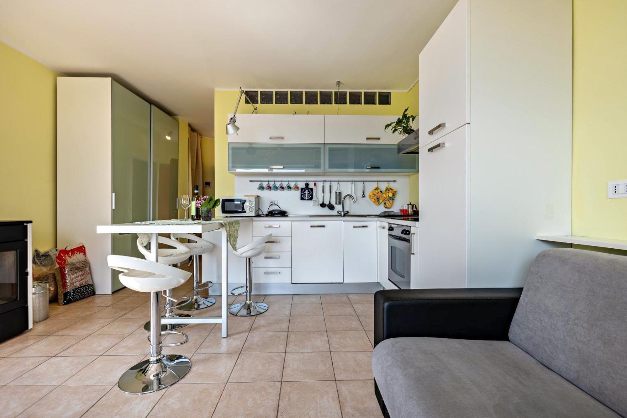 Casa Sara With Swimming Pool Leilighet Riva del Garda Eksteriør bilde